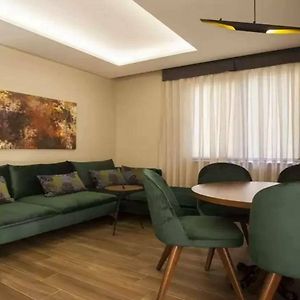 Maxuite Hotel In Home